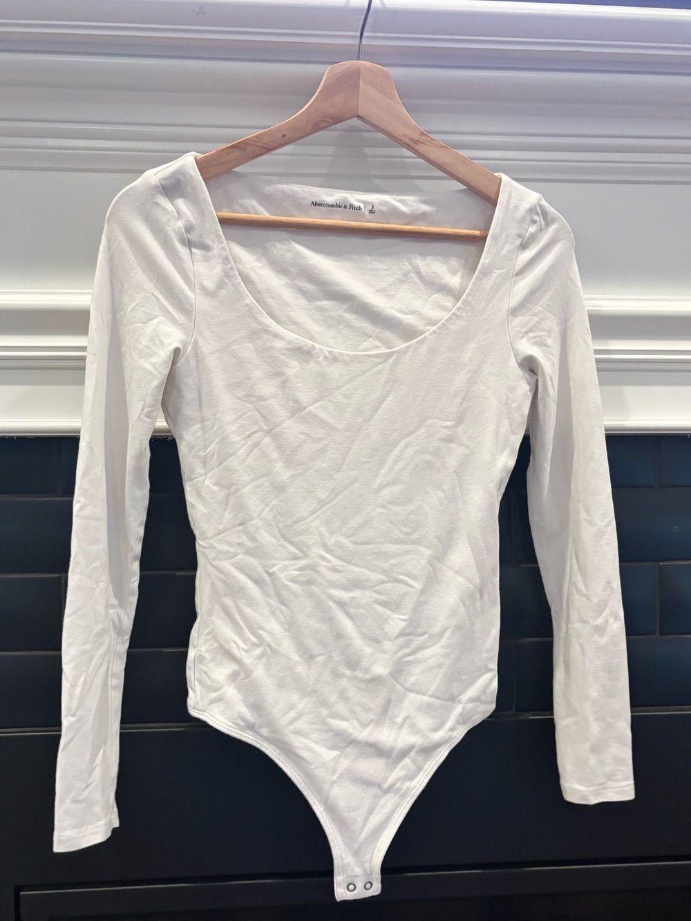 Abercrombie & Fitch Scoop Neck Bodysuit